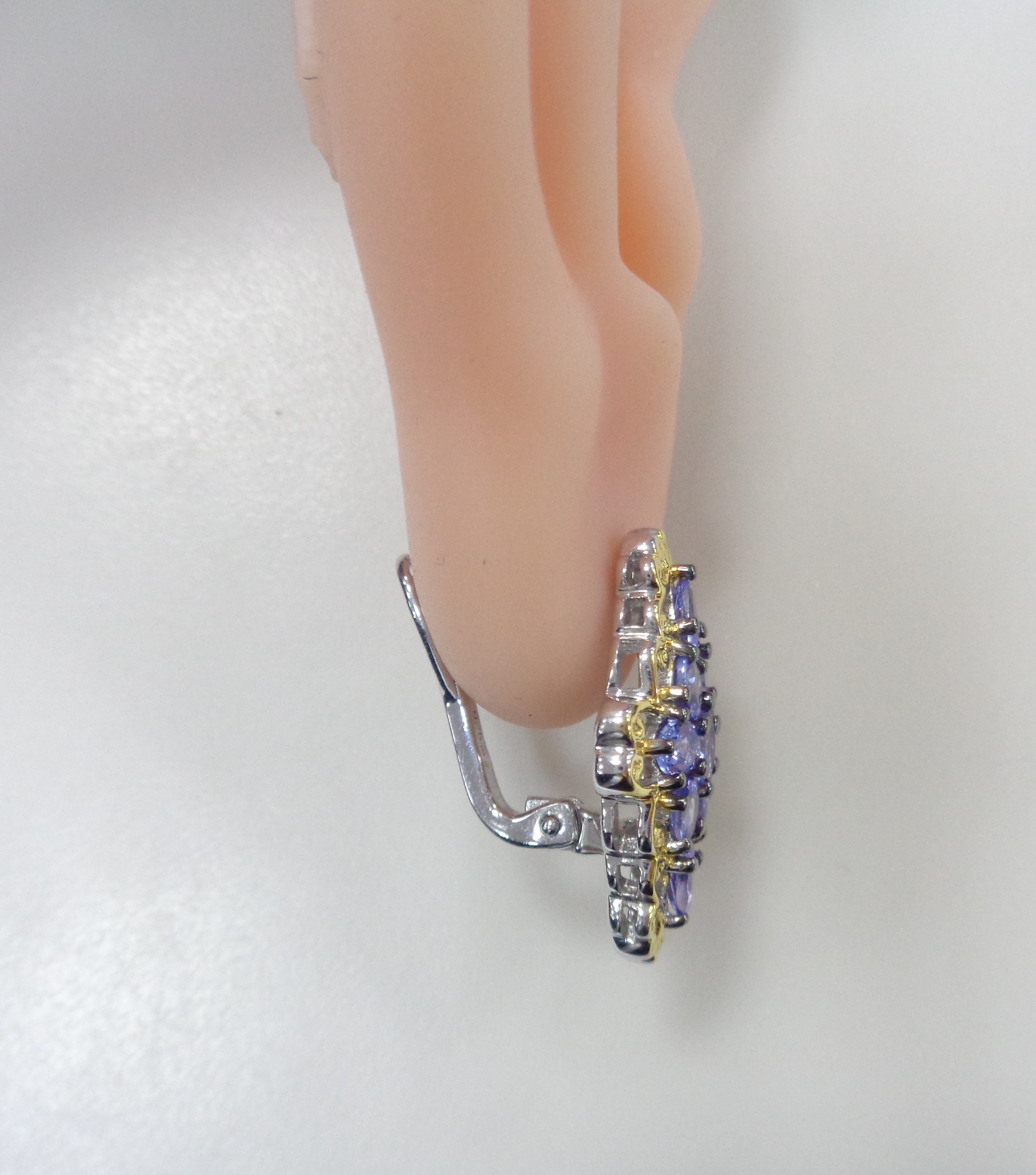 Серебряные серьги с танзанитами